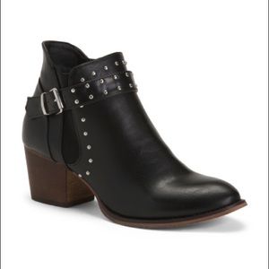 NWT Olivia Miller Black Studded Booties